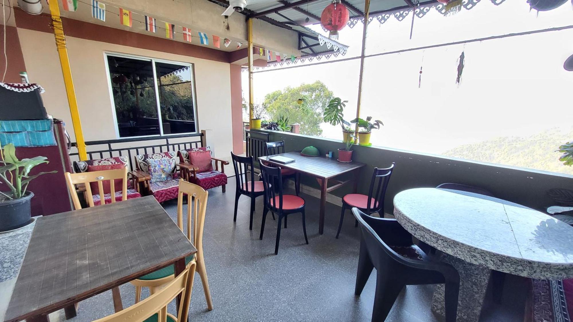Seven Hills Homestay カリンポン エクステリア 写真